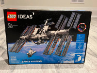 Lego 21321 International Space Station -- New, Sealed