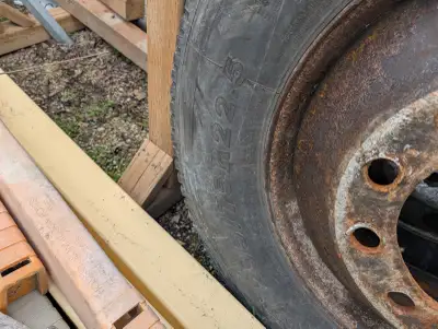 Truck Tires 295/75R22.5 Qty:2