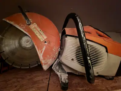 First $1250 takes it. I am not looking for any offers. For sale a STIHL TS 500i worlds 1st Fuel Inje...