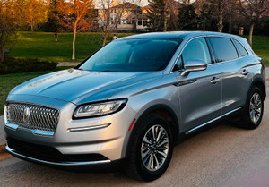 2021 Lincoln Nautilus Reserve