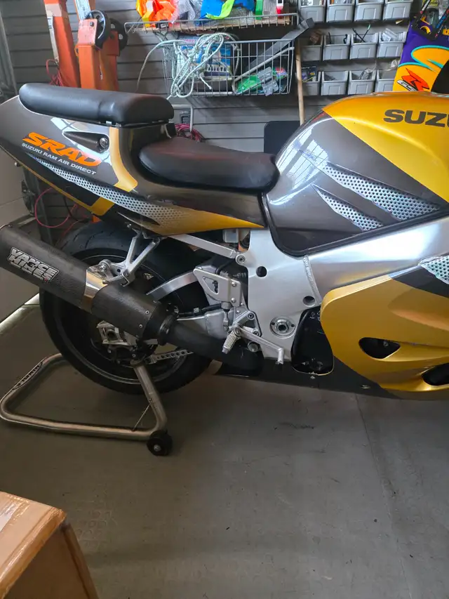 1996 suzuki gsxr 750