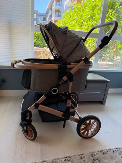 Pet stroller - New, View more