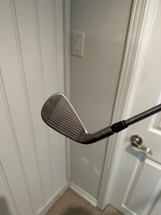 Nike VR Pro Cavity 4 Iron in Golf in Oshawa / Durham Region - Image 3