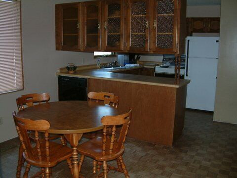 Rooms For Rent In Esterhazy in Short Term Rentals in Regina - Image 3