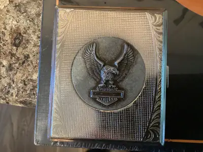 Harley Davidson cigarette case Make me an reasonable offer