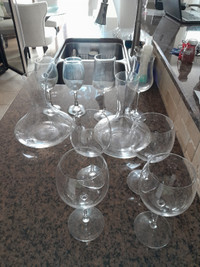 Wine decanters with glasses