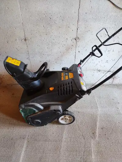 Yard-Man Snowblower with electric start, View more
