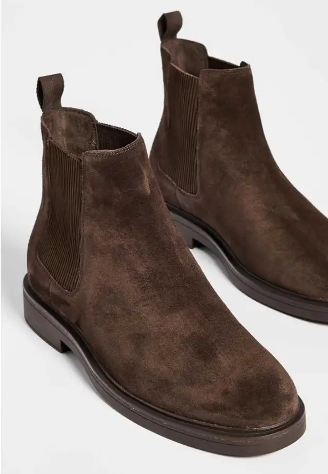 New SIZE 10 Vince Erik Chelsea Boot Suede + Dr. Scholls Insoles in Men's Shoes in Markham / York Region - Image 5