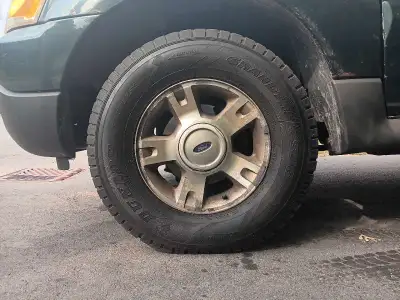 255/70R16s