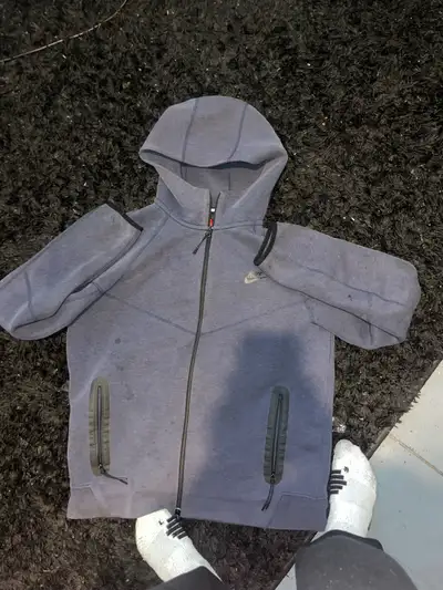 LG blue Nike tech , View more