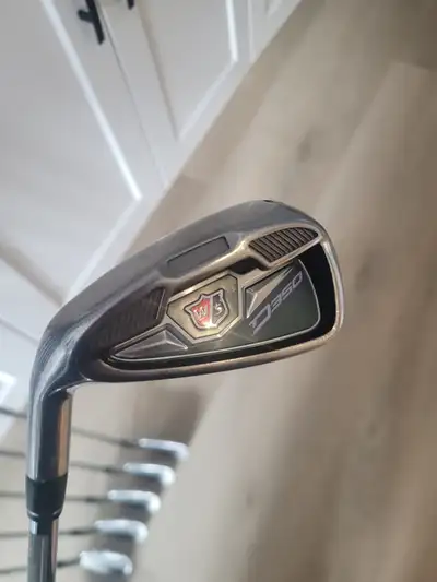 Men's Left Hand Wilson D350 Golf Irons, View more