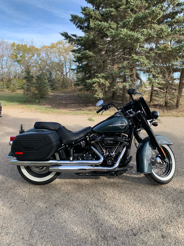 Harley Davidson Heritage Classic  in Street, Cruisers & Choppers in Saskatoon - Image 2