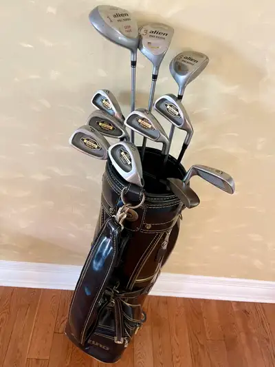 STRIKER Men’s Golf set with MIZUNO Bag / Graphite / Right Handed, View more