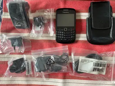 BlackBerry Curve 8520 Unlocked Quad-Band Cell Phone-2 MP Camera,, View more