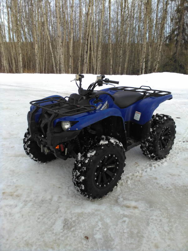 2014 yamaha grizzly 700 in ATVs in Fort St. John - Image 2
