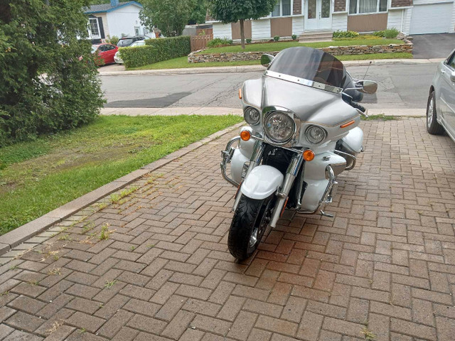 Kawasaki voyager 2013 abs dans Routières  à Laval/Rive Nord - Image 3