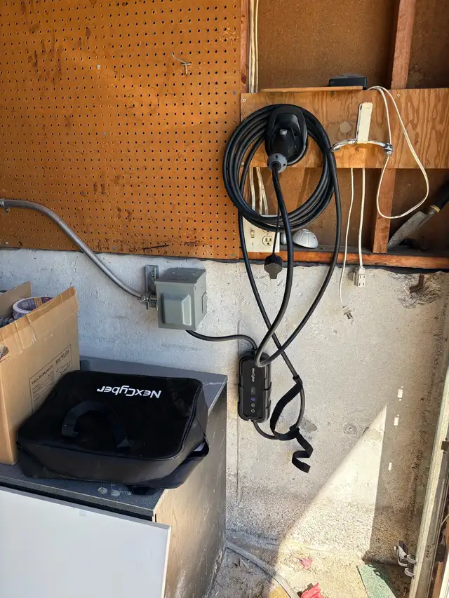 Master Electrician in  Toronto in Electrician in City of Toronto - Image 8