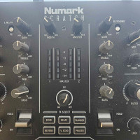 Numark Scratch Mixer 