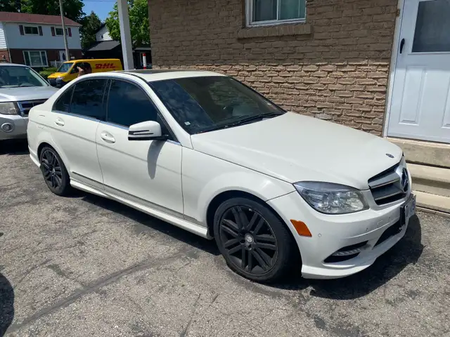 2011 Mercedes C250 Sport 4Matic