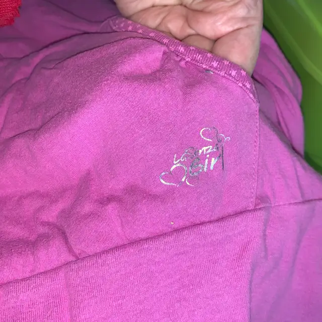 girls Size 8 pink hoodie shirt and Gap sweater $4 in Kids & Youth in Oshawa / Durham Region - Image 8