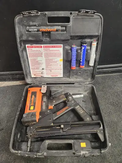 Ramset Trakfast Gas Nail Gun TF1100 *Complete in Case* Model: TF1100 $50+Tax Item #43037 ***ALL MERC...
