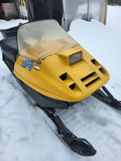 Starts and runs well. Brand new belt Skidoo/BRP 3 weeks ago. Body is not in great shape. Tunnel has...