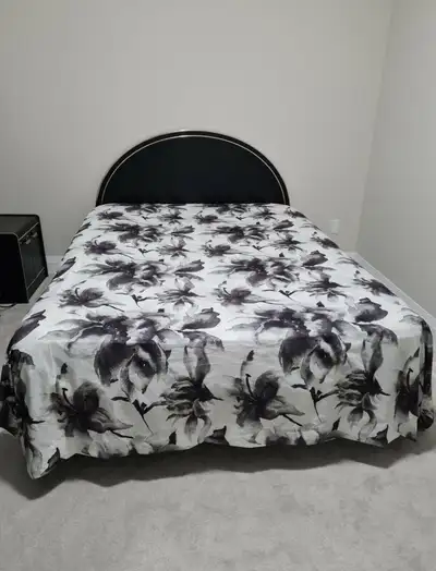 Black Queen Bedroom 5 Piece Set, View more