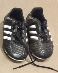 Soccer Shoes Size 11k