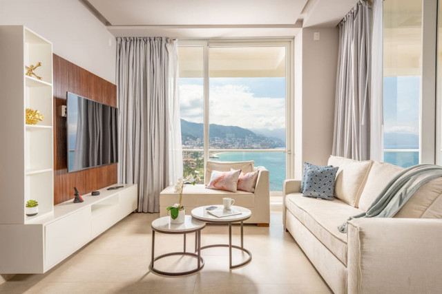 2br - 1930ft2 - Beach Front Apartment for Rent Puerto Vallarta in Mexico - Image 3