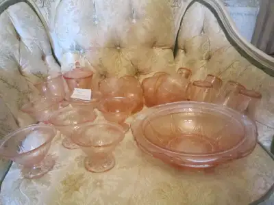 $700.00 (includes GST + SHIPPING) for the pieces listed below of ROYAL LACE pink depression glass ma...
