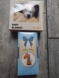 Welcome baby blanket with soft animal plus teething toys