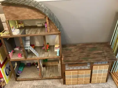 play house, View more