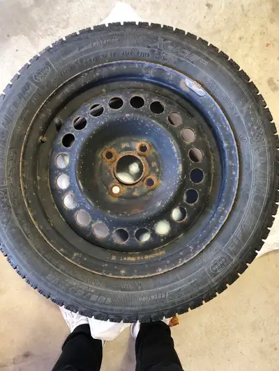 185/60r15 michelin x ice 3 winter tires on steel wheels, 4x100 bolt pattern. Off of 96-00 honda civi...