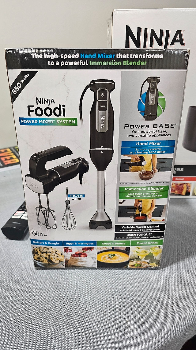 Air fryer and hand mixer in Other in Mississauga / Peel Region - Image 2