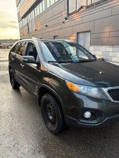 Call text only won’t respond Kijiji message 2011 Kia Sorento Ex Awd suv 380,000kms 3.5Litre V6 Autom...