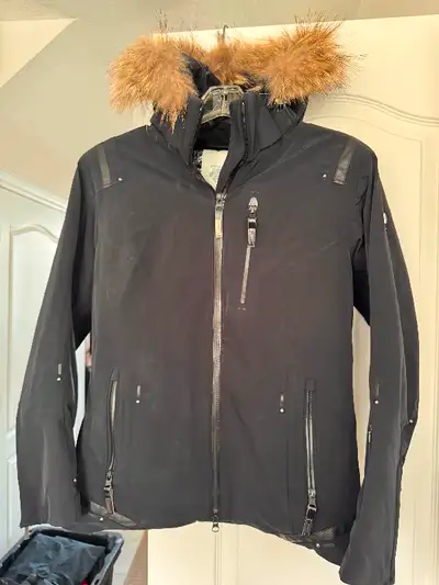 Descente women’s winter coat, View more