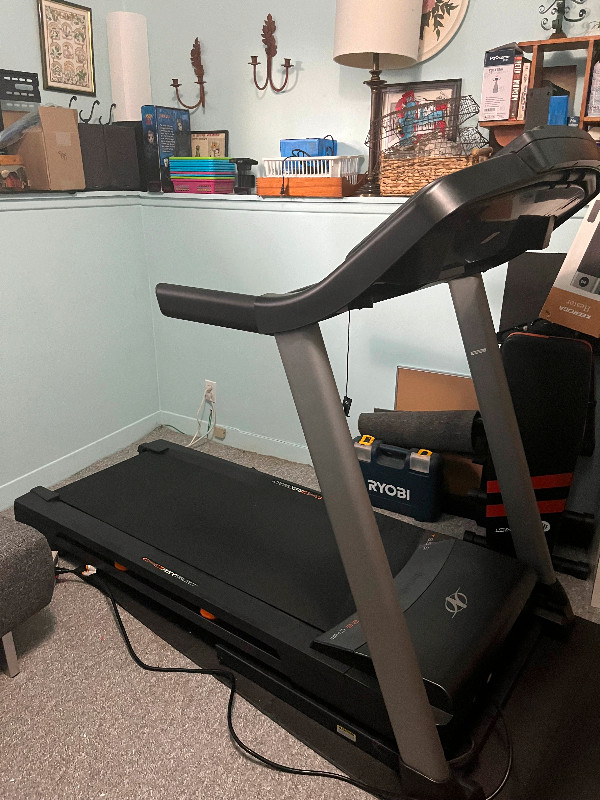 Nordic track T6.5 SI treadmill dans Appareils d'exercice domestique  à Ville de Montréal - Image 3