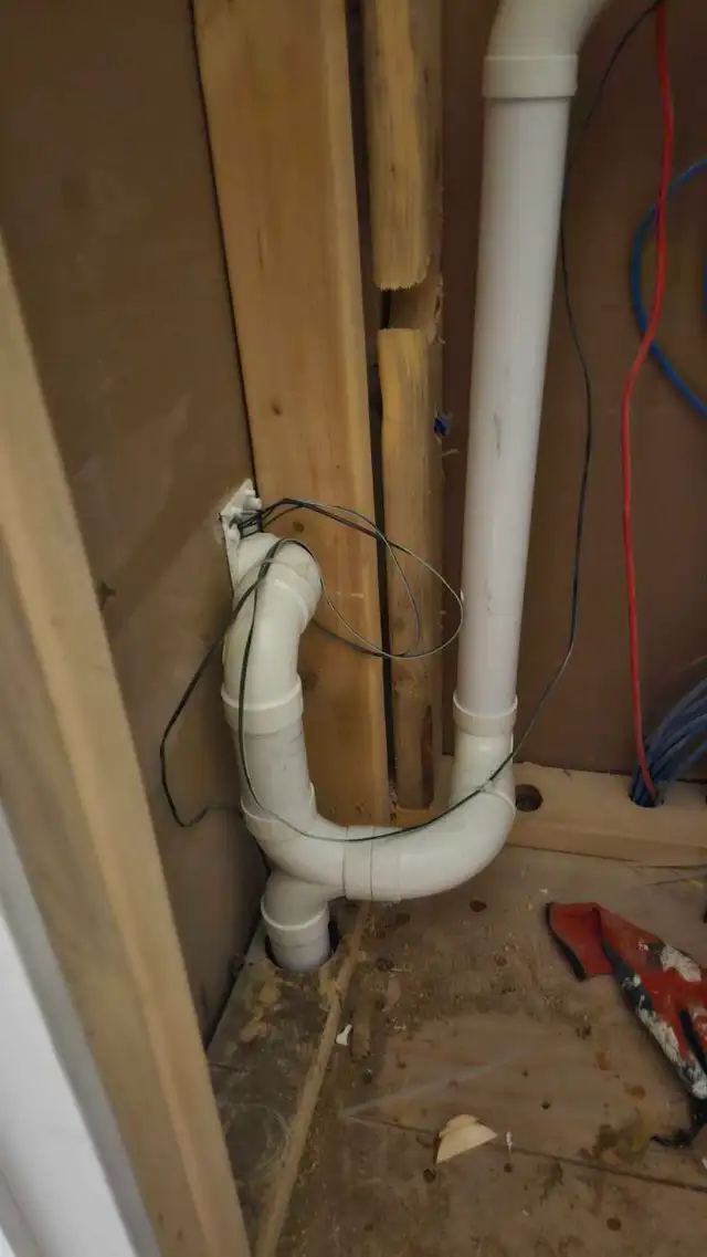 instalation  pour aspirateur central  in Vacuums in Laval / North Shore - Image 6
