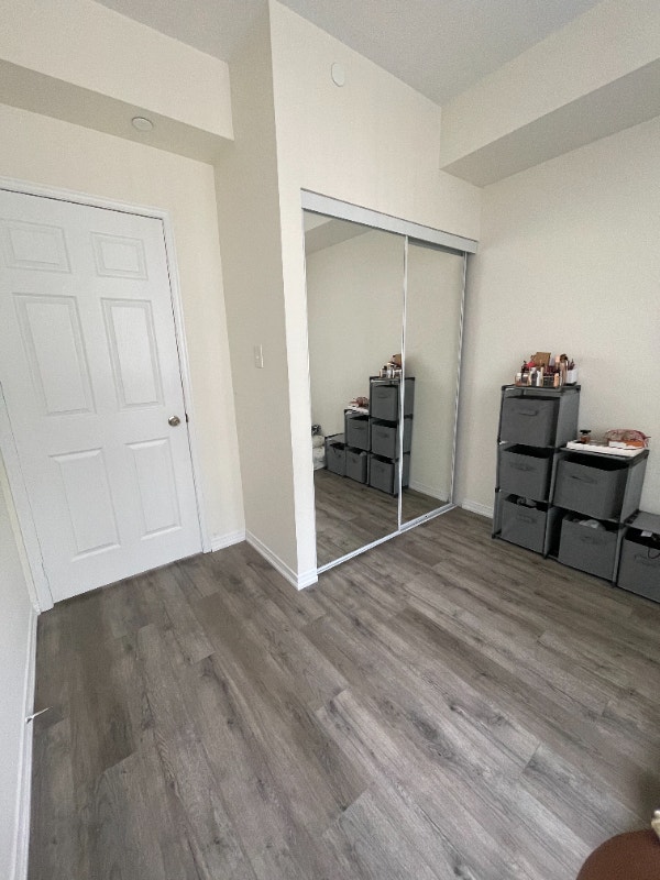 Furnished Room For Rent in Thomas St, Mississauga (FEMALE) Room