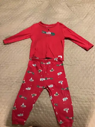 Pyjamas de Noël 24 mois comme neuf, View more
