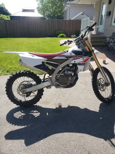 2017 Yamaha yz450f , around 65hrs on it , have ownership, asking $4900 .