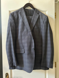 Designer Men’s Suit - Carlo Costa - XL