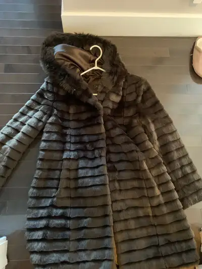 Size L (14-16), View more