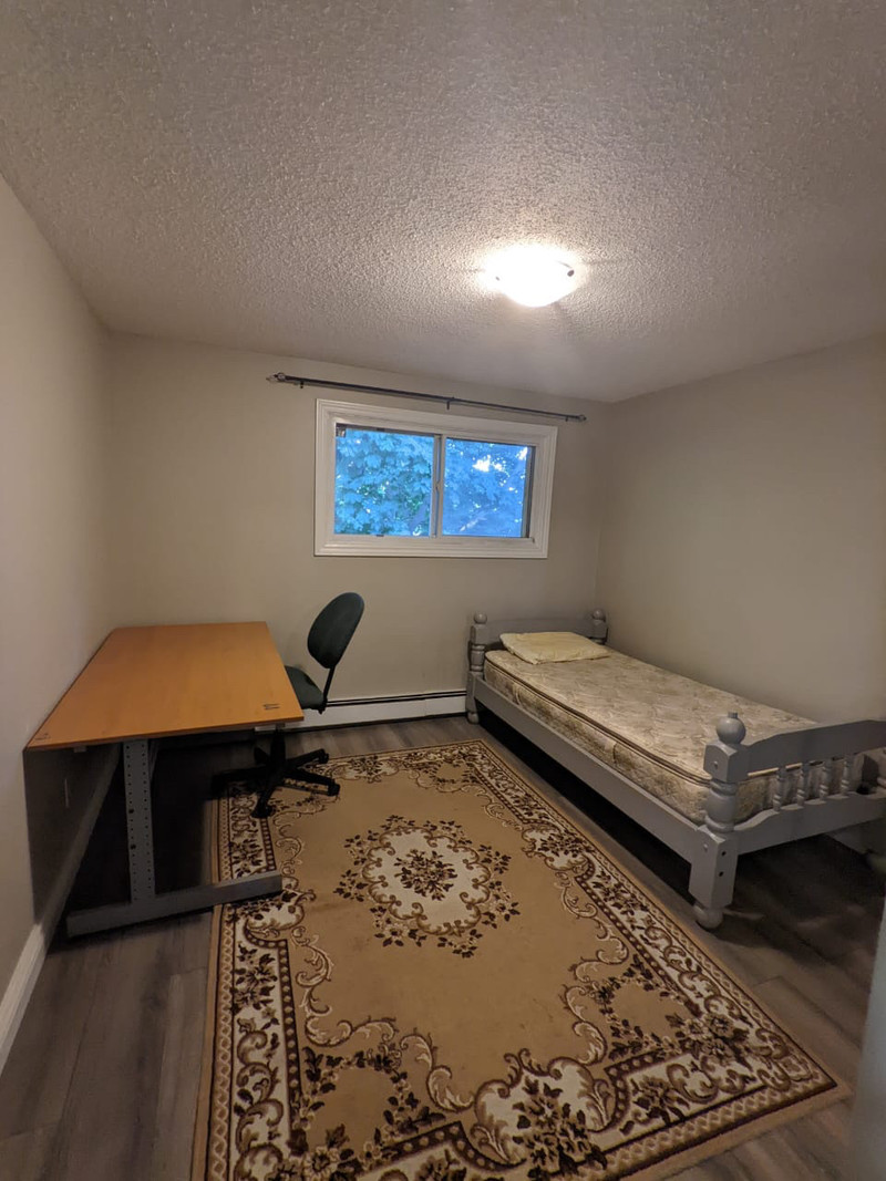 Waterloo off Campus Student Housing (2 Rooms from Sep.01.2023) Room
