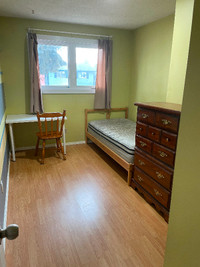 A renovated room near Southgate and Century Park LRT