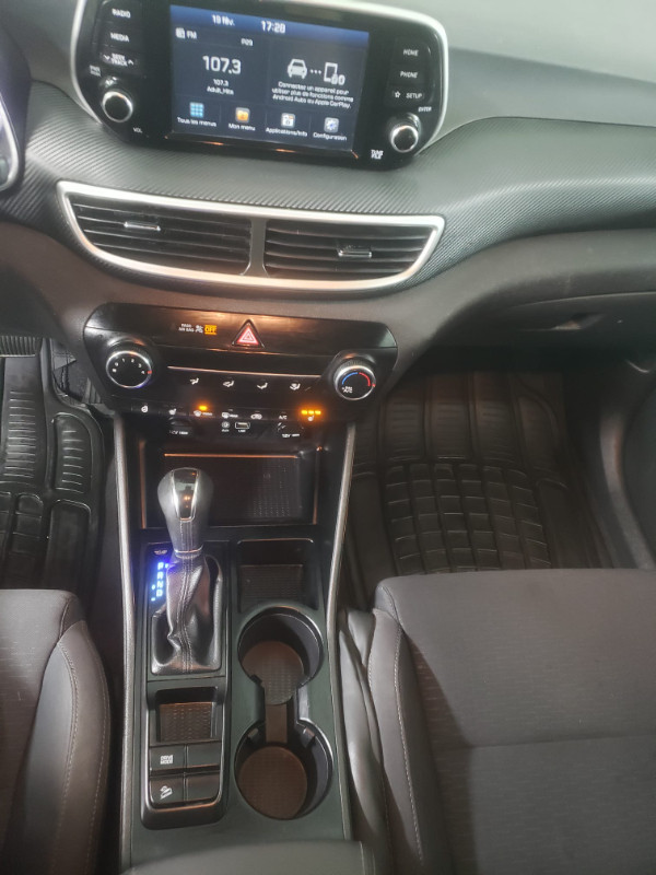 Hyundai Tucson 2019 prefered dans Autos et camions  à Laval/Rive Nord - Image 4