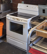 Frigidaire Home Oven (electric) - Used - $175
