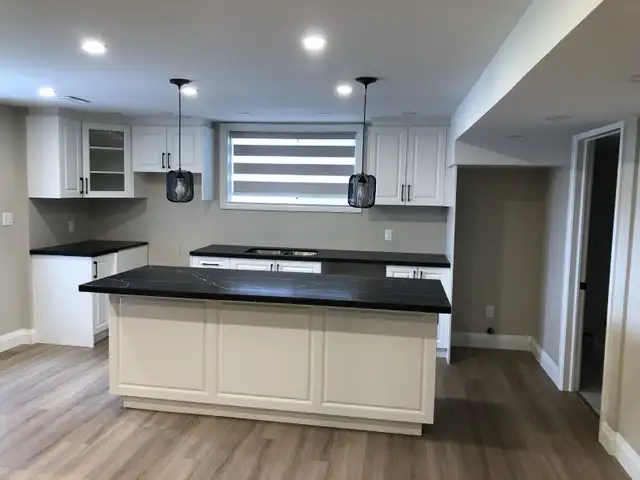 kitchencabinets & closets64519992355074122