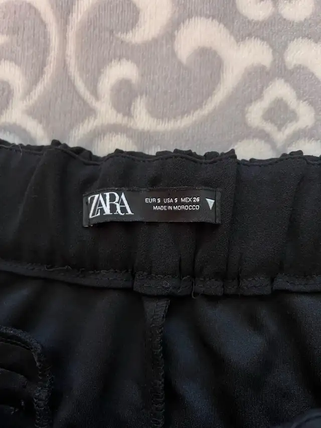 Zara Black Drawstring Pencil Skirt in Women's - Bottoms in Oshawa / Durham Region - Image 4