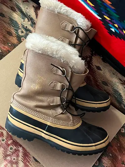 Sorel Raider Winter Boots rubber/ tan leather size 10 like new, View more
